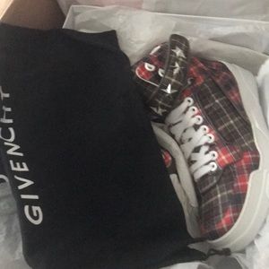 GIVENCY Tyson High Sneakers (42)